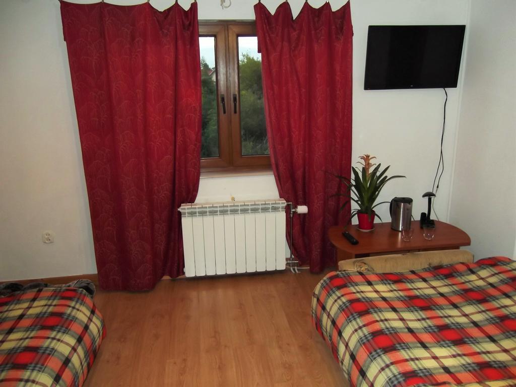 Dworek W Zieleni Warsaw Room photo